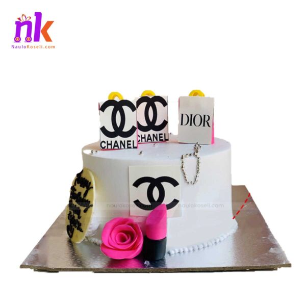 Special Makeup Cake Design