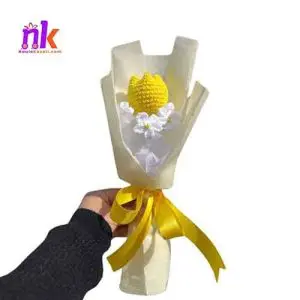 Single Tulip with Daisy