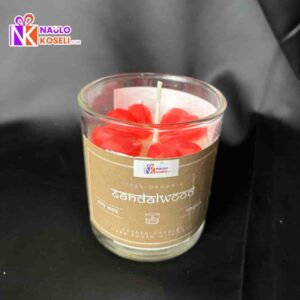 Sandalwood scented candle