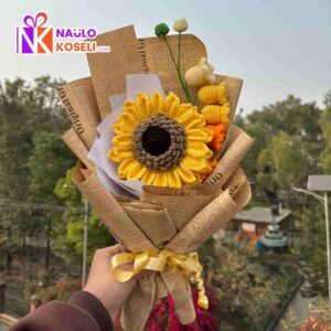 Sunflower crochet bouquet