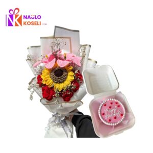 Crochet bouquet with cake